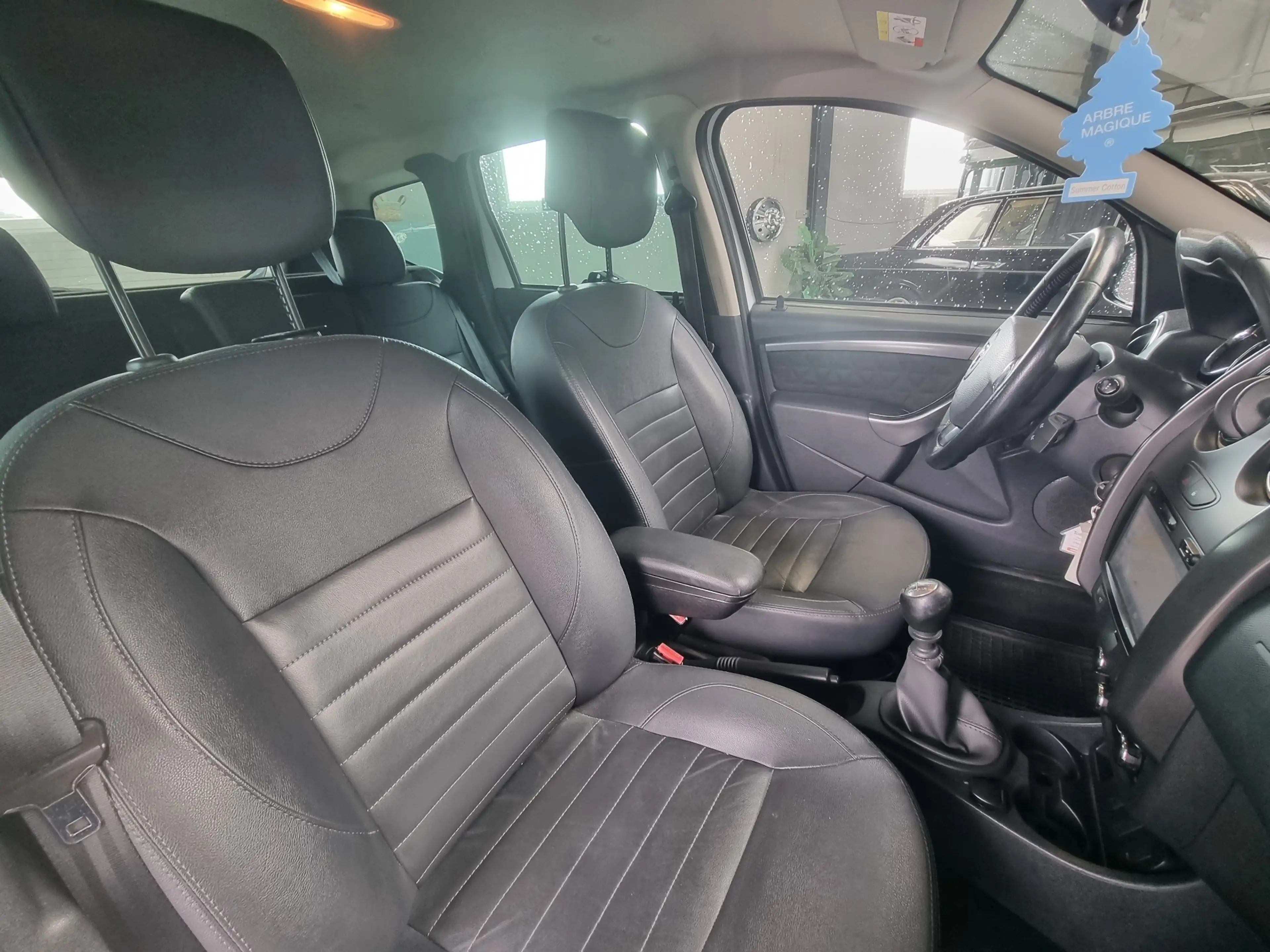 Dacia Duster Duster 1.2 TCe 4x2 Prestige * FULL OPTIONS * CUIR — photo 10