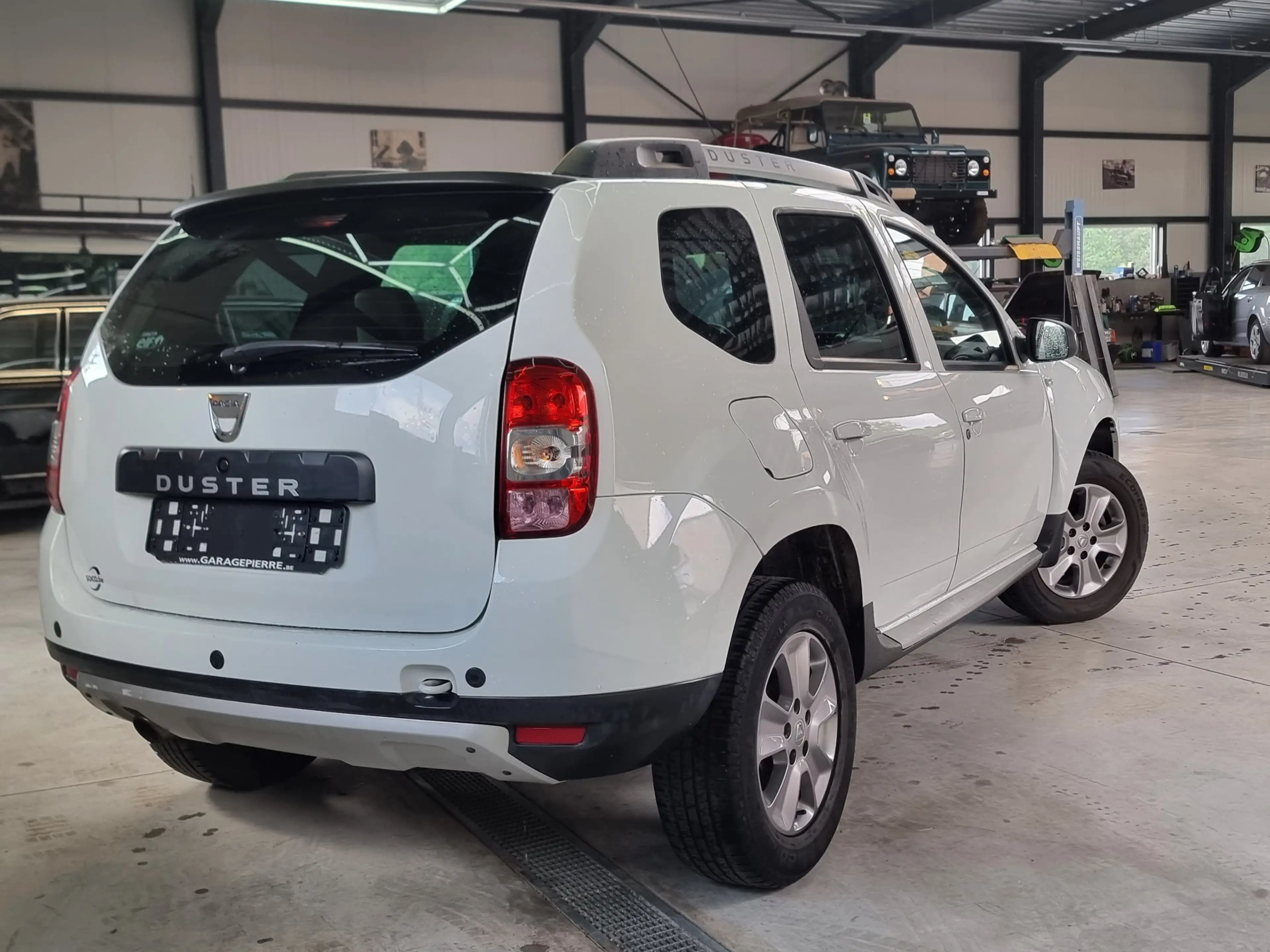 Dacia Duster Duster 1.2 TCe 4x2 Prestige * FULL OPTIONS * CUIR — photo 2