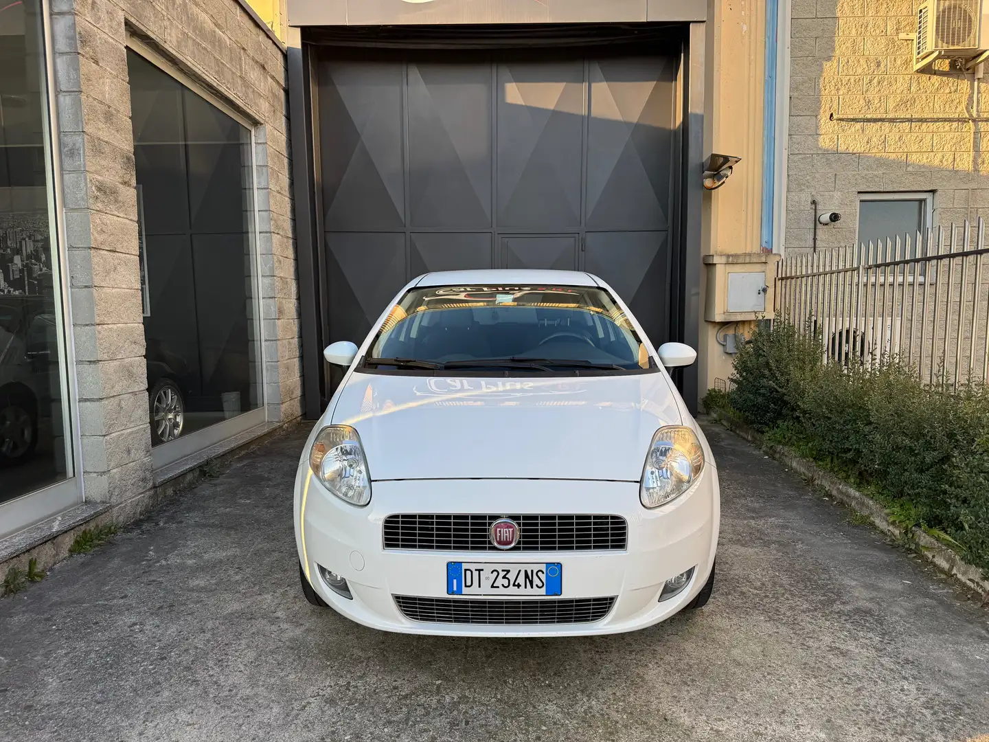 Fiat Grande Punto metano rinnovato  1.4 natural power Dynamic 77cv Blanc - 2