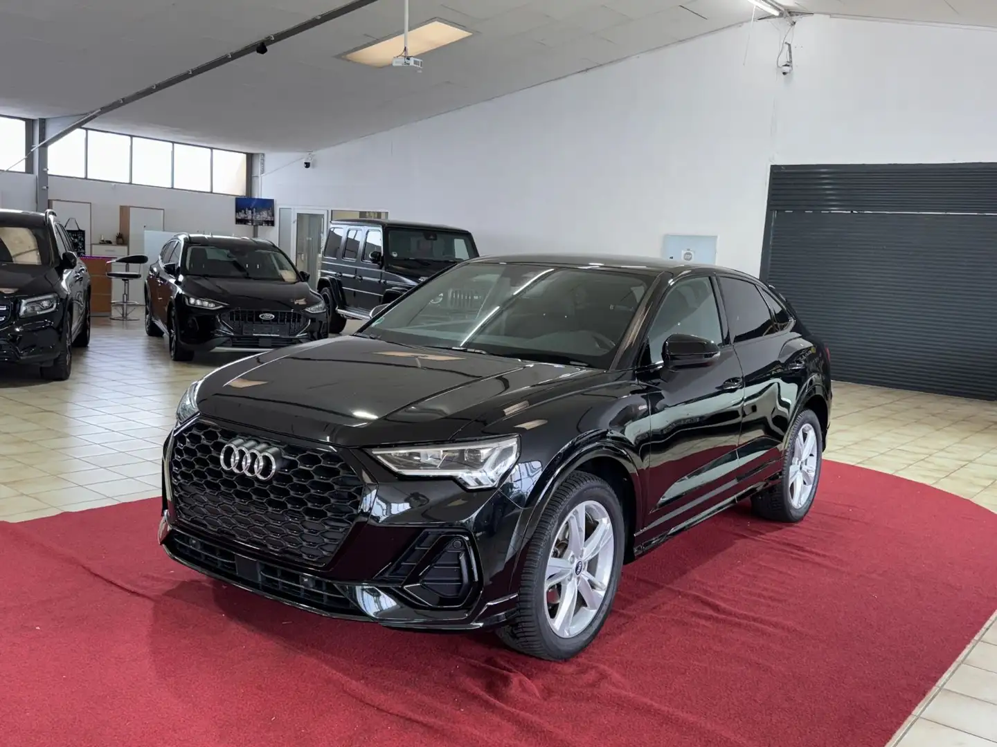 Audi Q3 Sportback 35 TDI S line Negro - 1