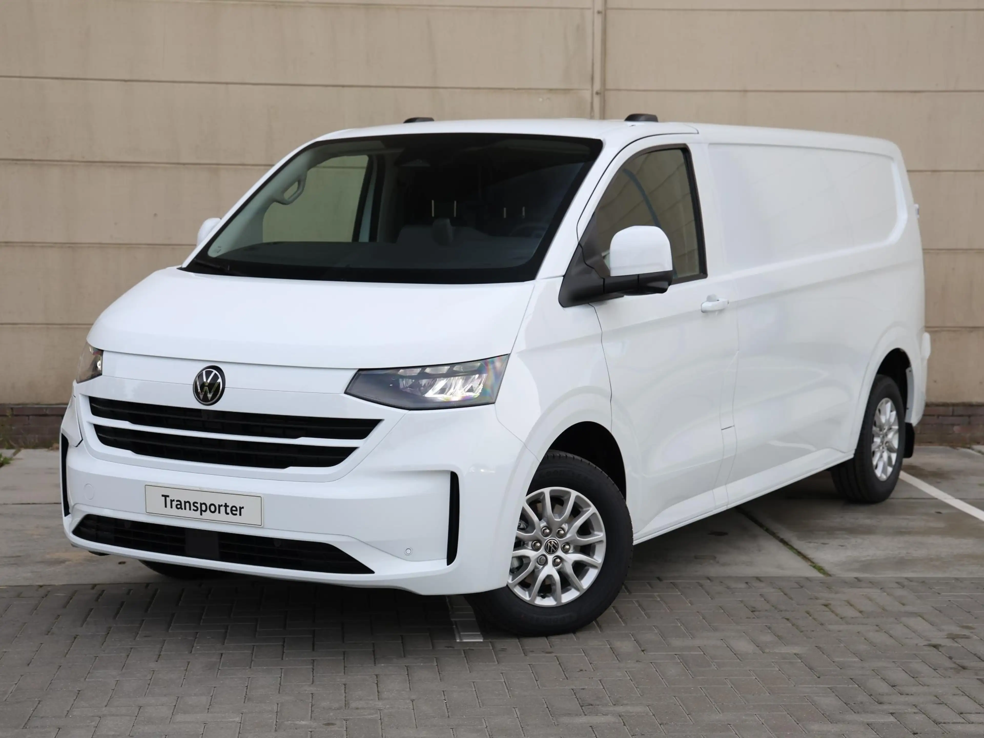 Volkswagen Transporter Style L2 2.5 eHybrid 233PK Automaat | Climatronic — photo 9