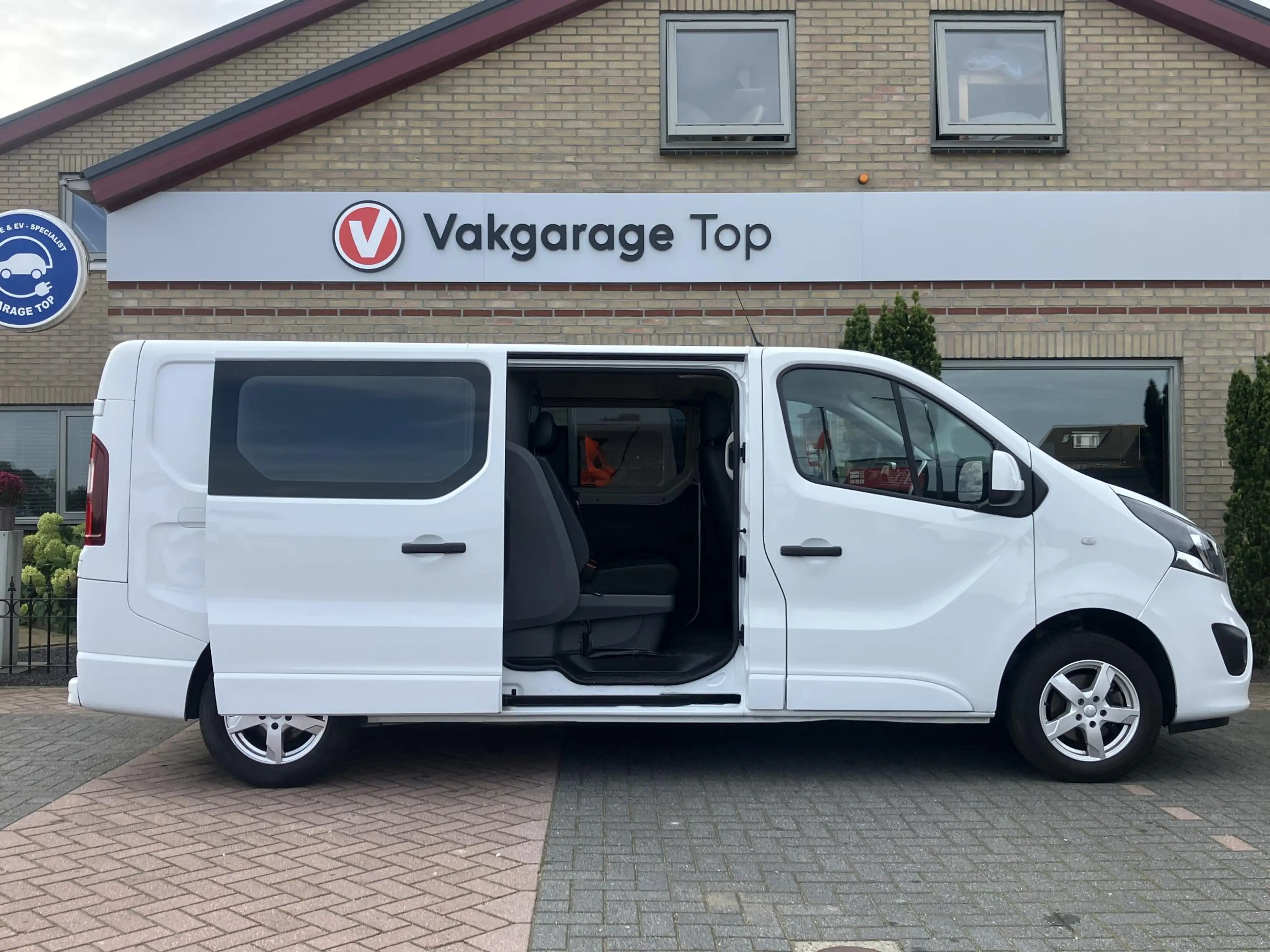 Opel Vivaro 1.6 L2H1 DC | 2x schuifdeur | Trekhaak | Camera | — photo 16
