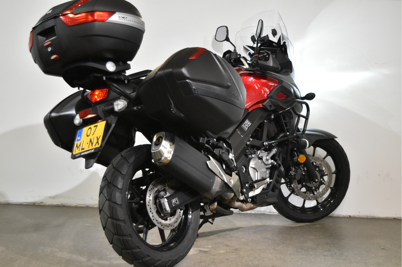 Suzuki V-Strom 650 — photo 10
