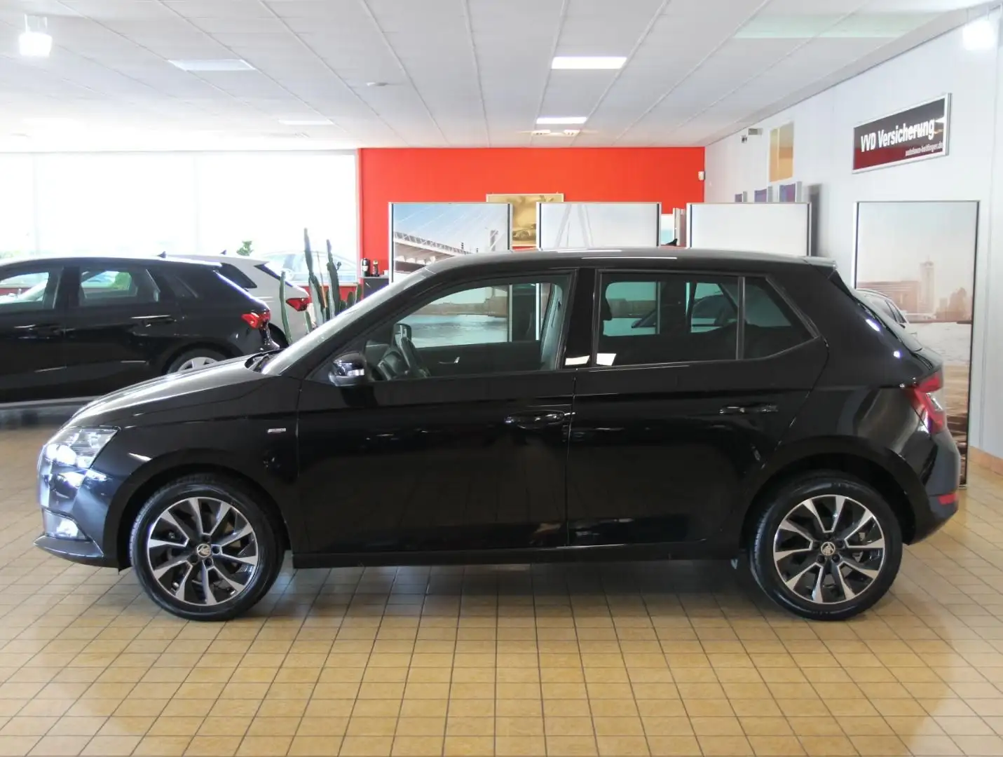 Skoda Fabia DRIVE 125 1.0 TSI 6-Gang, Clima,Navi,SHZ,P Schwarz - 2