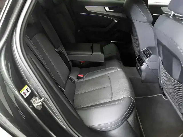 Audi A6 view 14