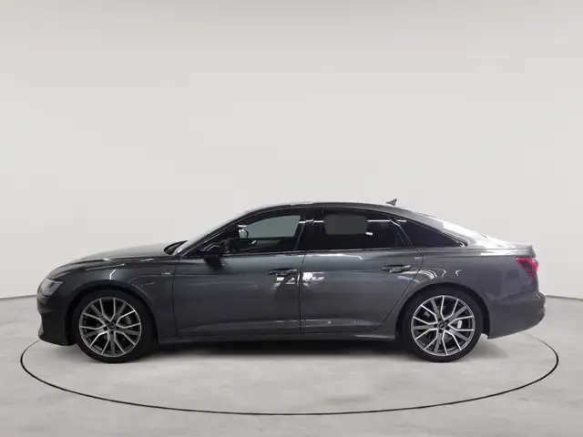 Audi A6 view 6