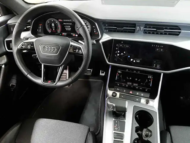 Audi A6 view 10