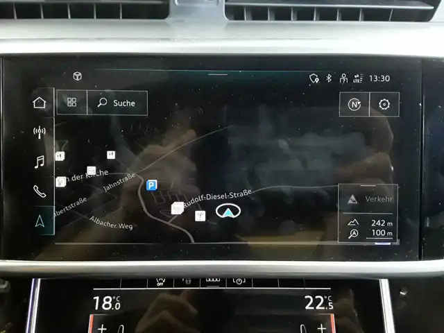 Audi A6 view 12