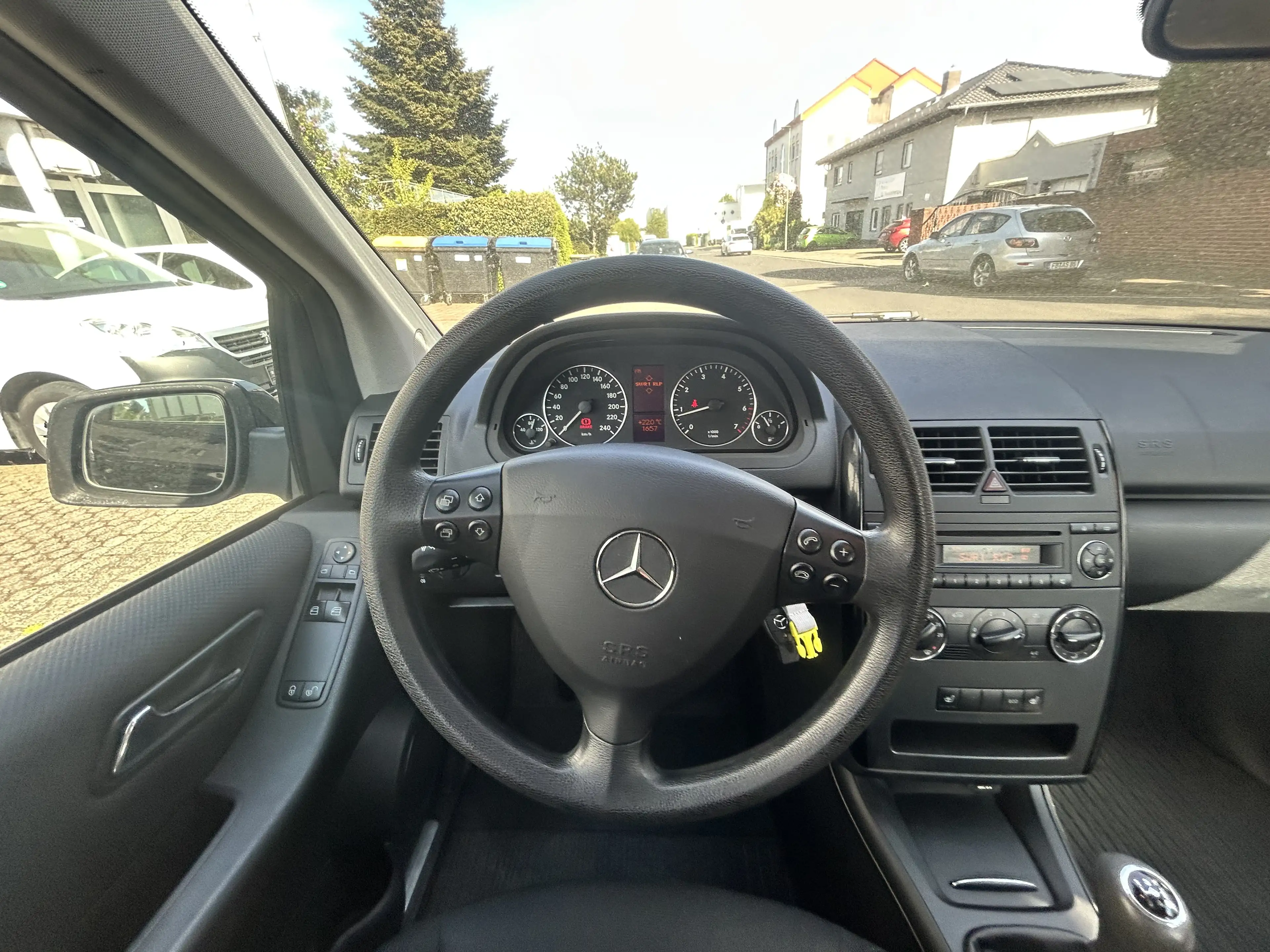 Mercedes-Benz A 150 A-Klasse  5-Türer — photo 13