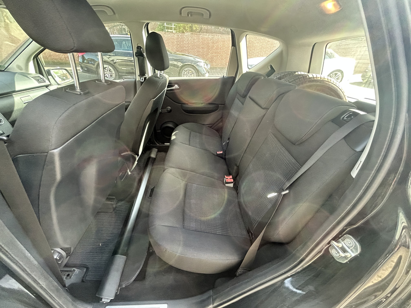 Mercedes-Benz A 150 A-Klasse  5-Türer — photo 9