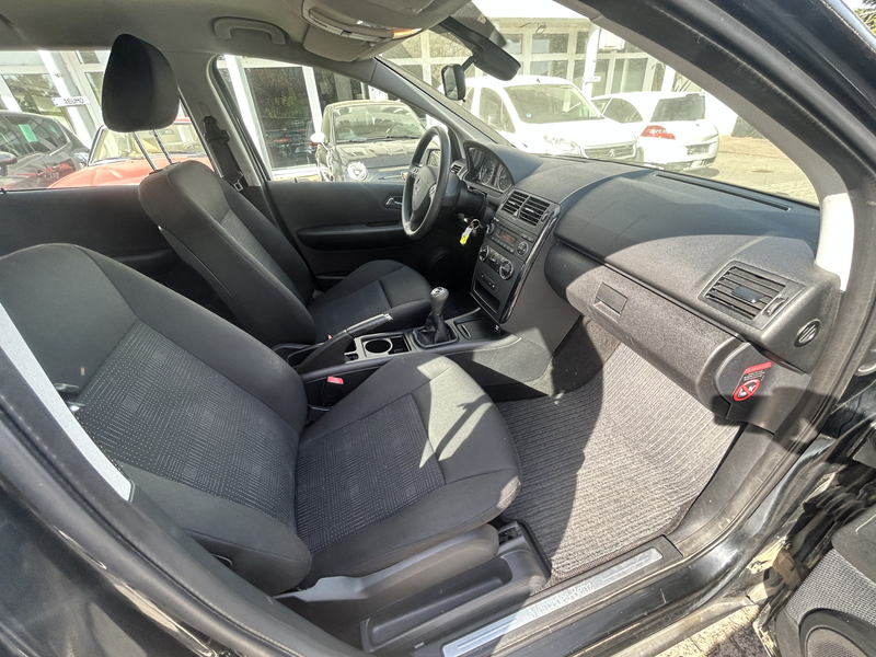 Mercedes-Benz A 150 A-Klasse  5-Türer — photo 15