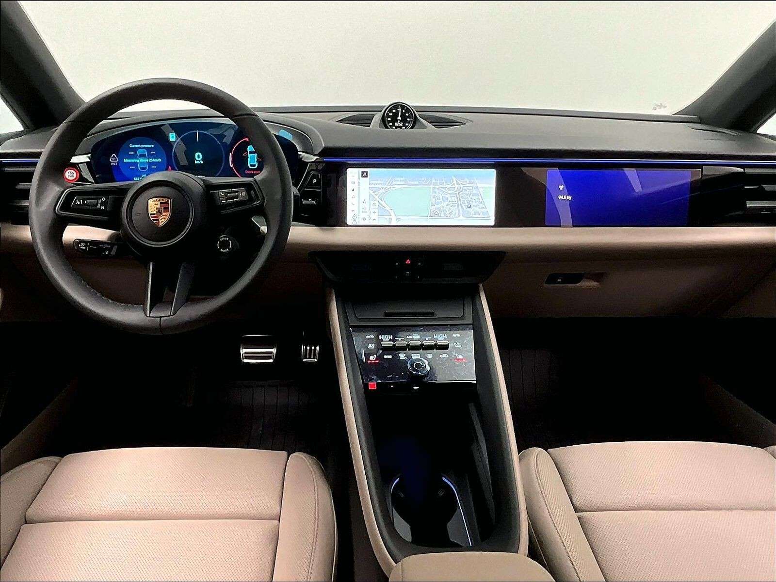 2025 Porsche Macan Electric 4S thumb 11