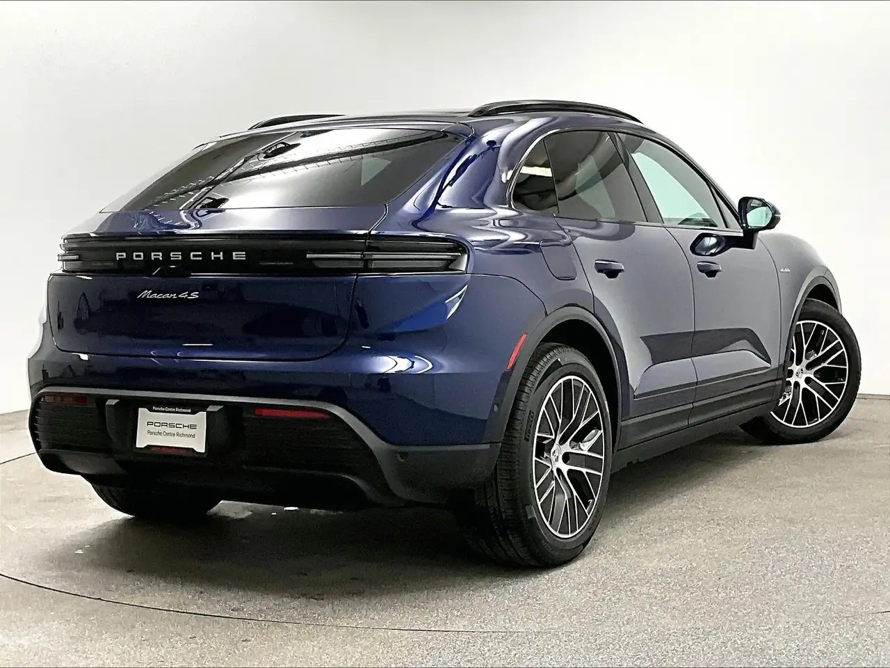 Porsche Macan снимка Porsche Macan