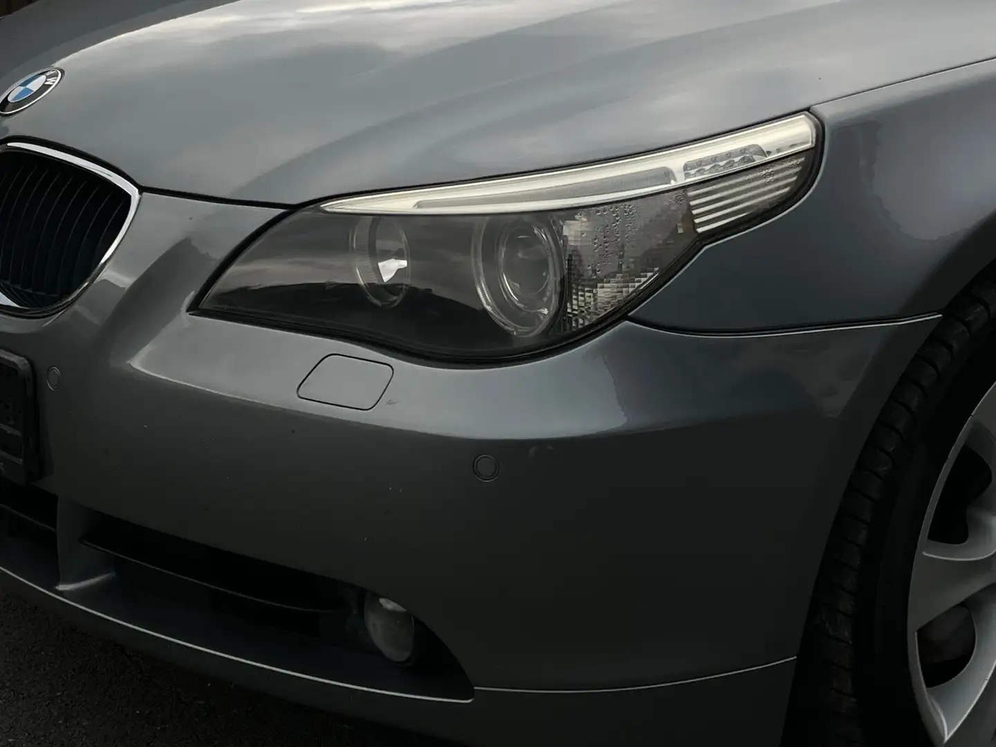 BMW 530 530i AUT XENON NAVI DYNAMIC DRIVE 18 ZOLL TÜV Grau - 2