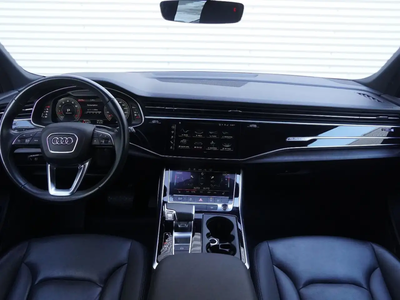 Audi Q7 photo Audi Q7