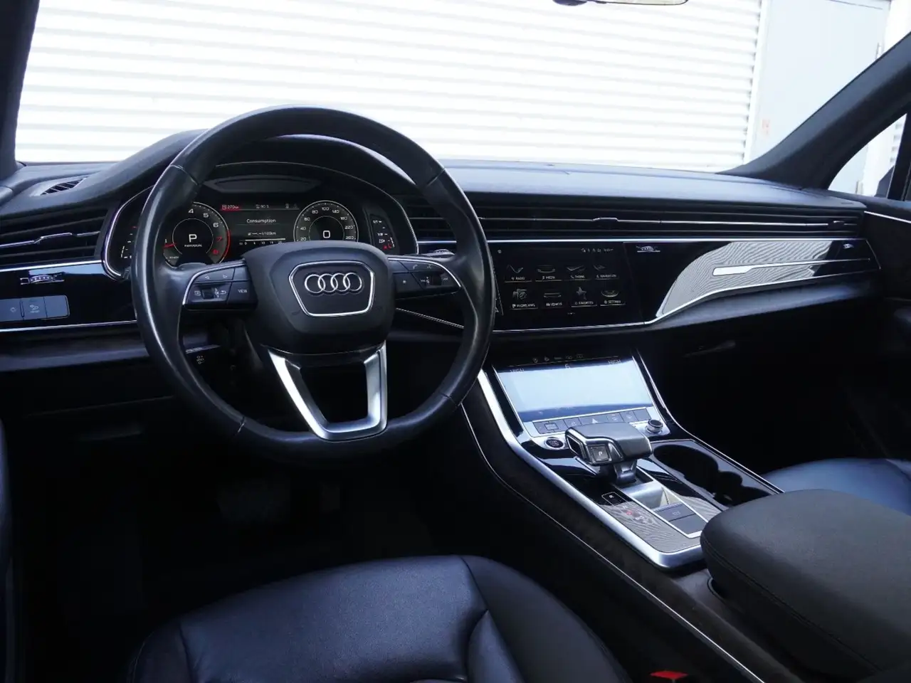 Audi Q7 photo Audi Q7