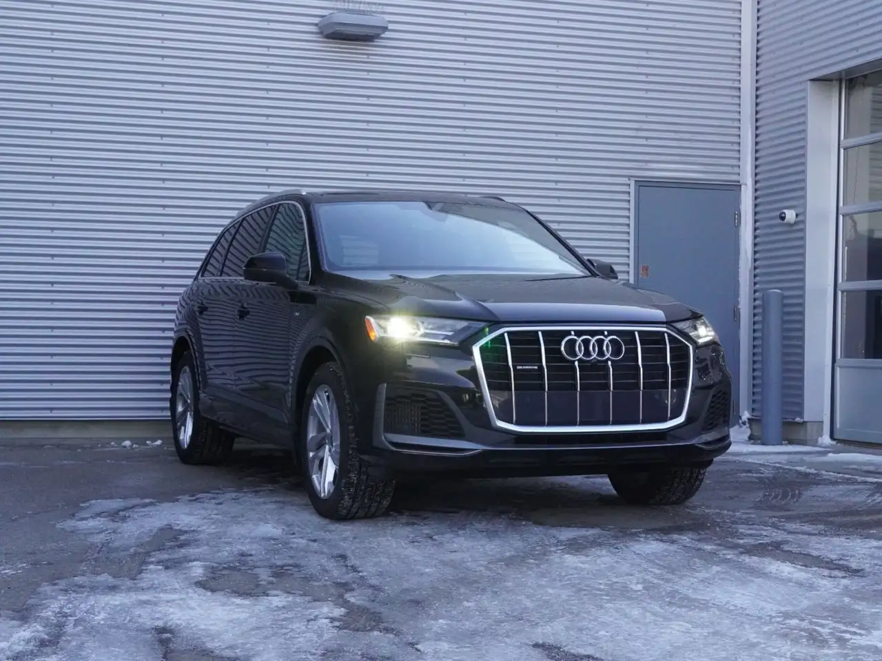 Audi Q7 photo Audi Q7