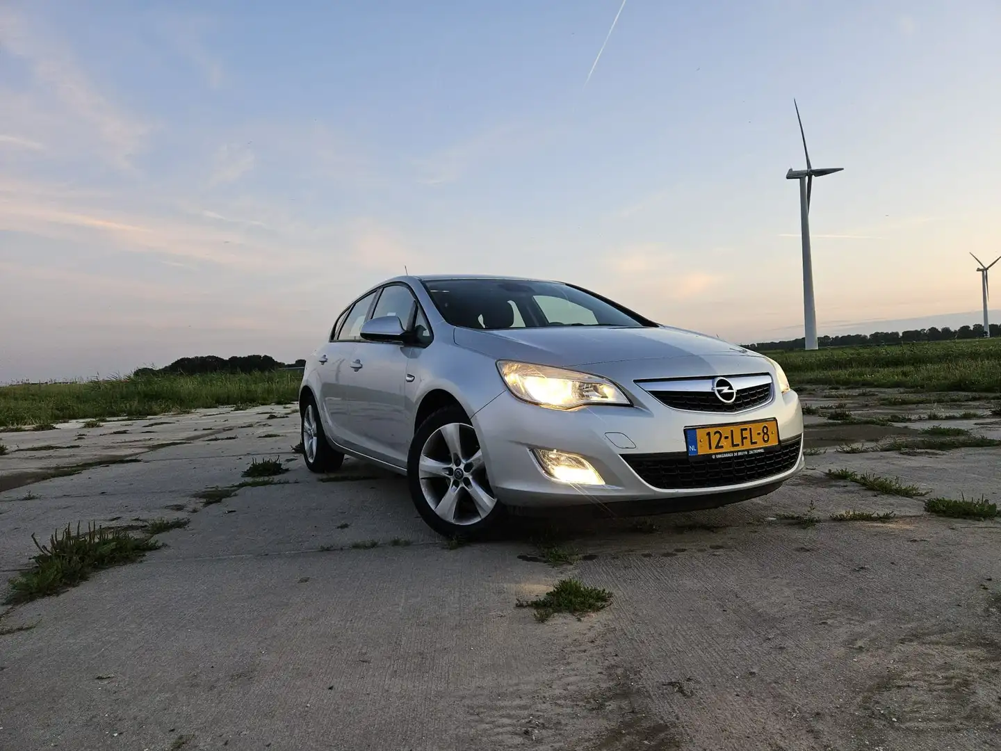 Opel Astra Astra 1.4 Edition Zilver - 1