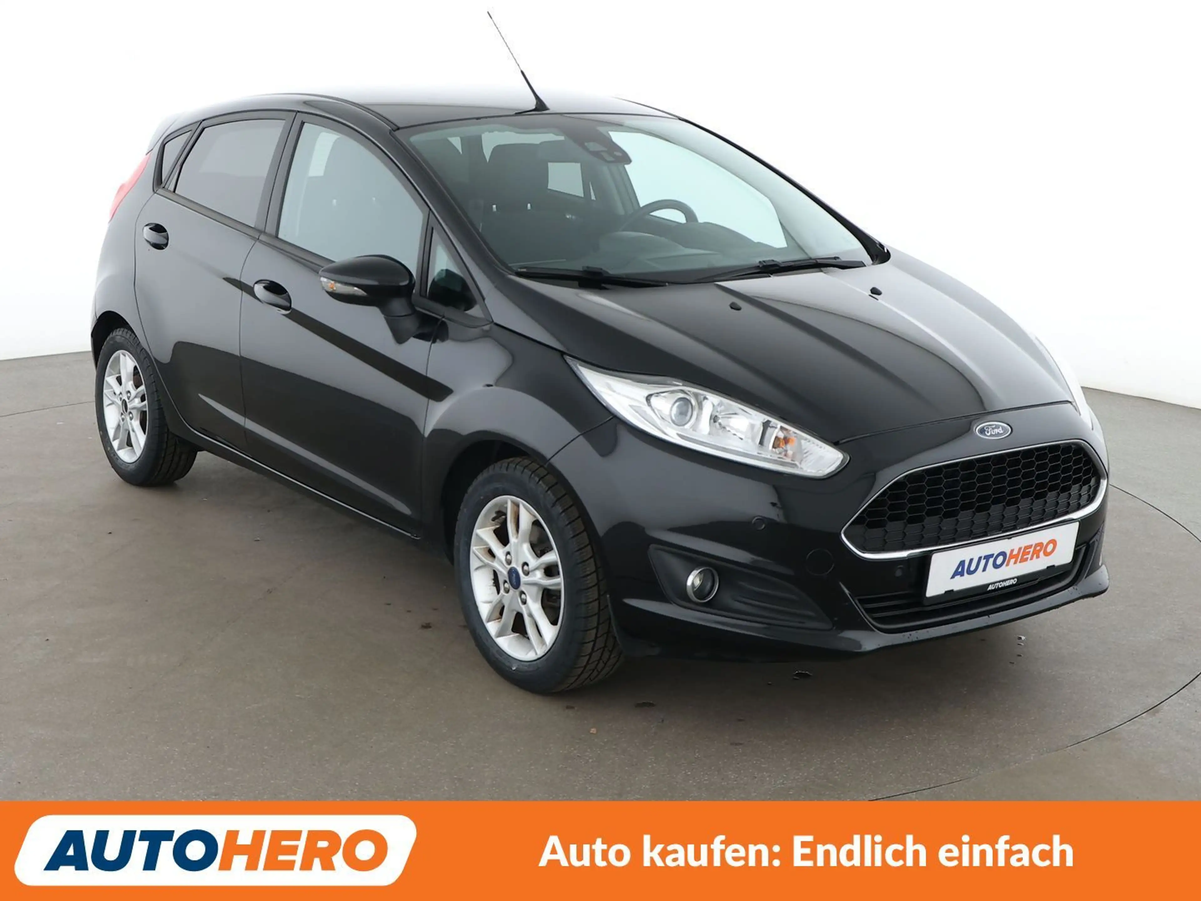 Ford Fiesta 1.0 EcoBoost Celebration*NAVI*TEMPO*PDC* — photo 8