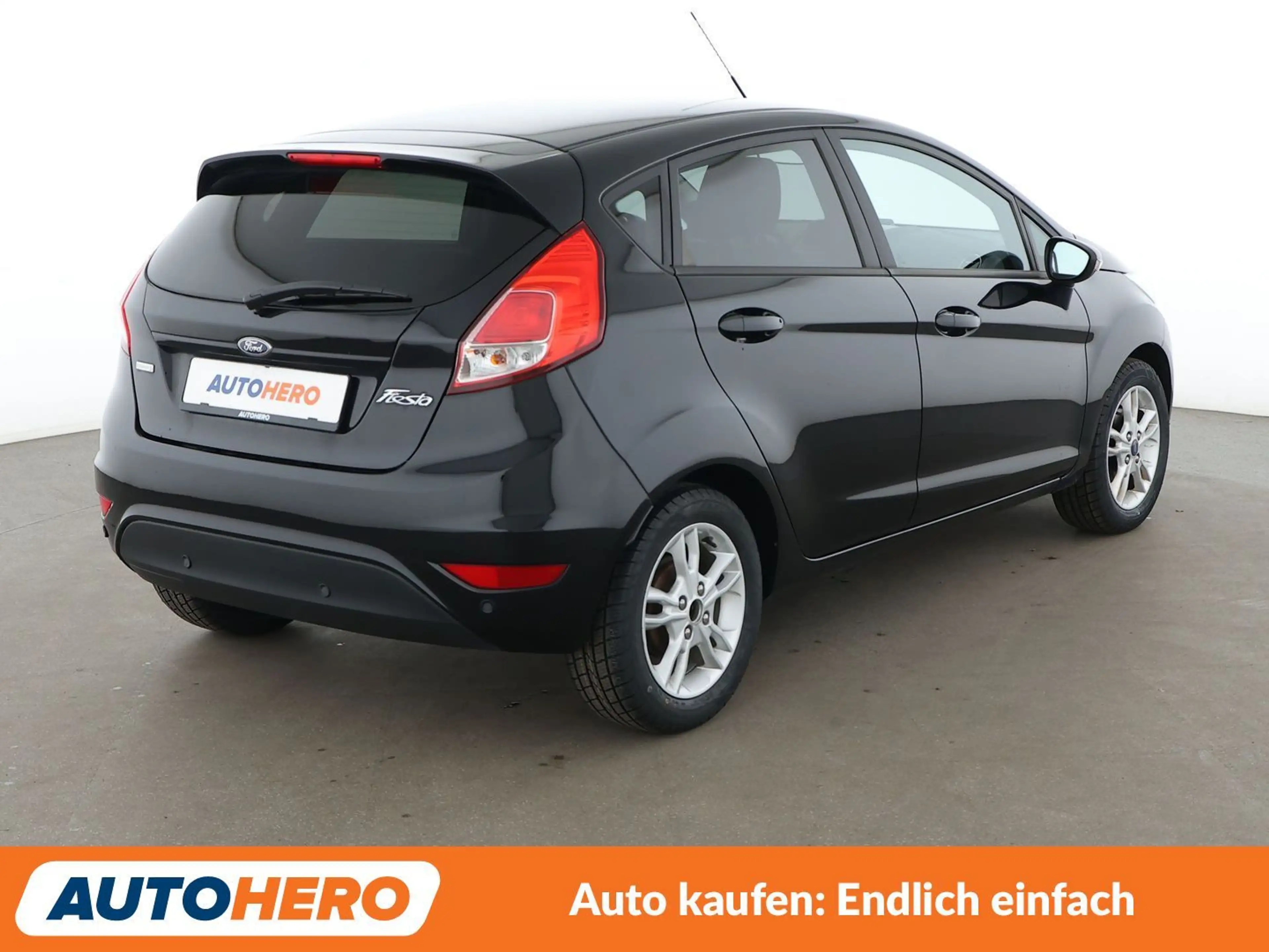 Ford Fiesta 1.0 EcoBoost Celebration*NAVI*TEMPO*PDC* — photo 6