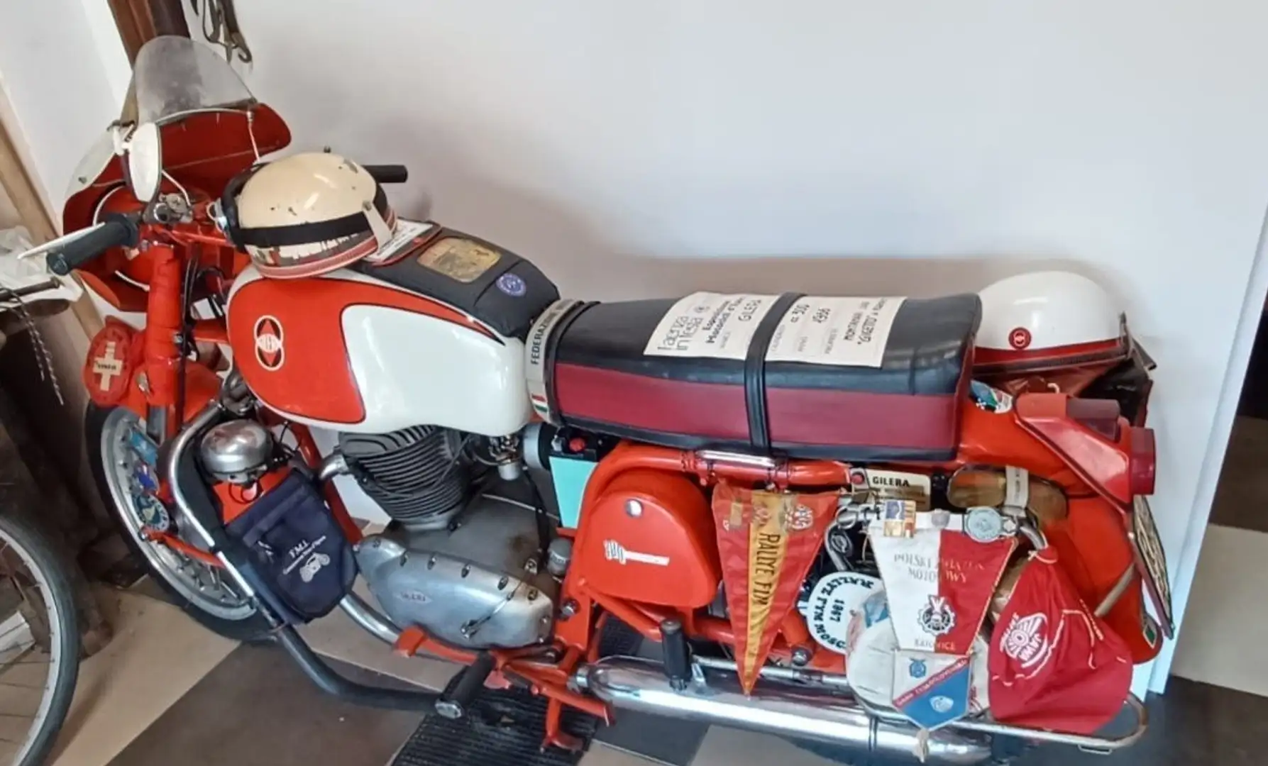 Gilera 300 B Rosso - 2