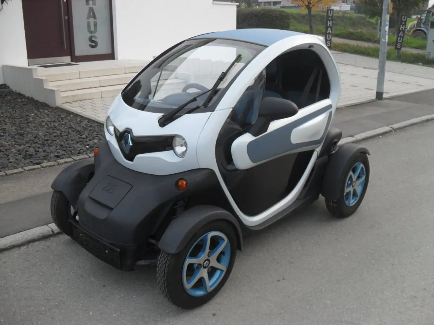 Renault Twizy (mit Batterie) Color, 8-fach, Sommer auf ALU Blanco - 1