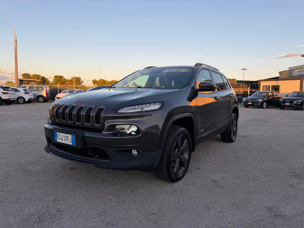 Jeep Cherokee 2016 из Европы — купить под ключ