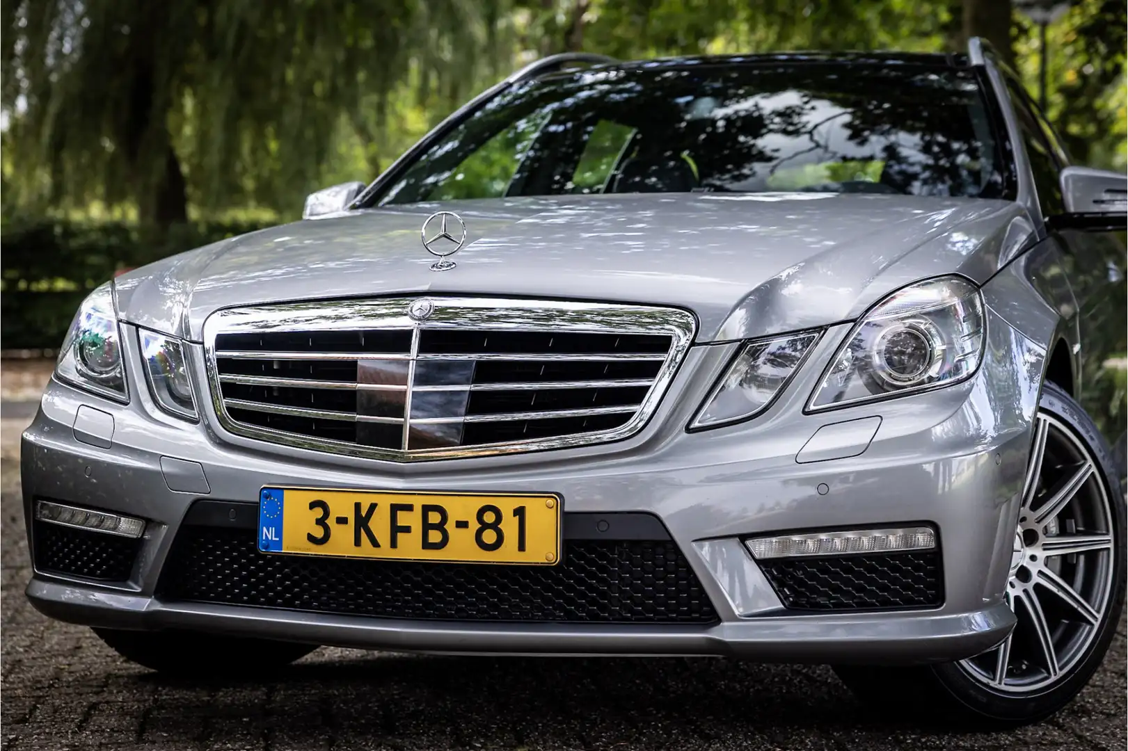 Mercedes-Benz E 63 AMG Estate NL Auto Panorama Carbon Distronic Plus Coma Gris - 2