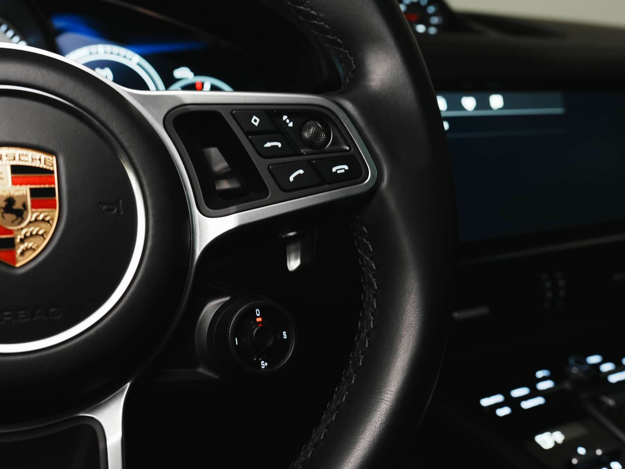 used 2022 Porsche Cayenne car, priced at $85,900