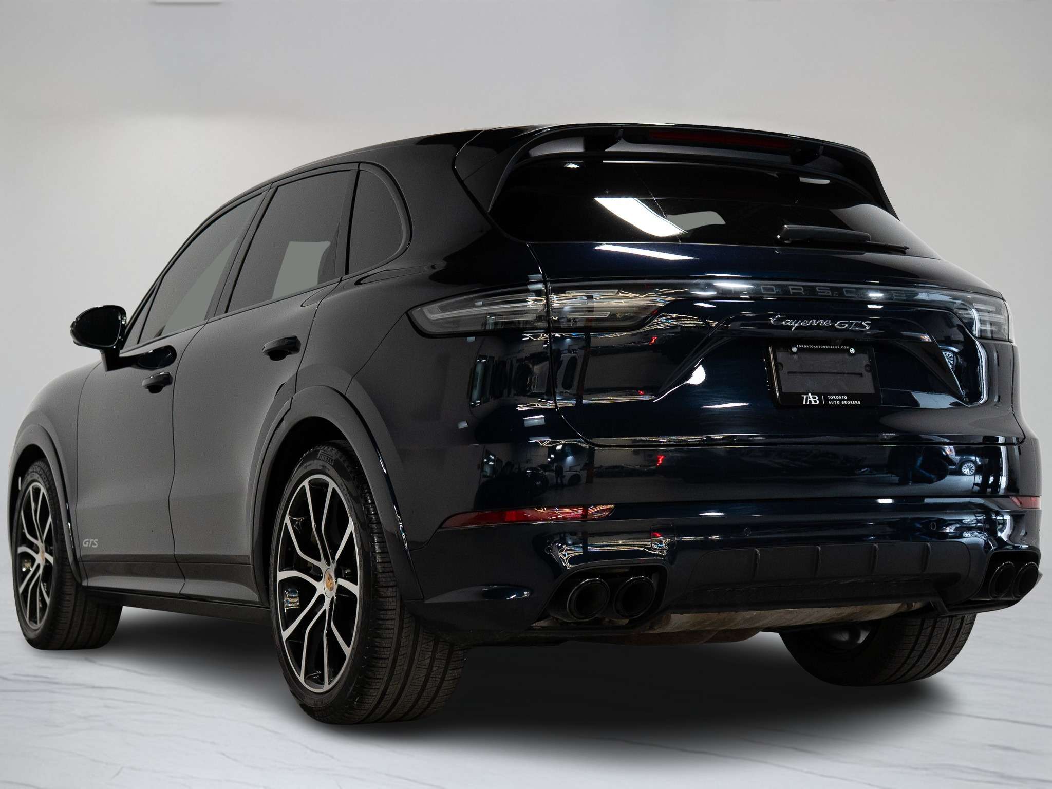 used 2022 Porsche Cayenne car, priced at $85,900