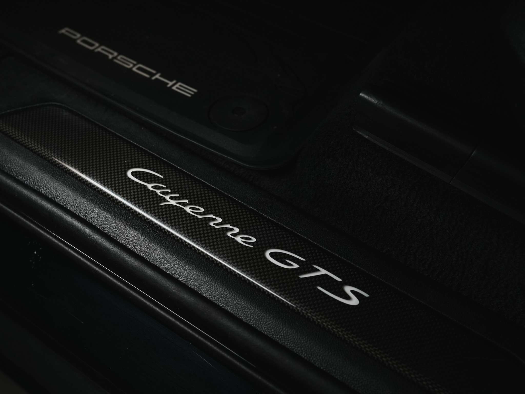 used 2022 Porsche Cayenne car, priced at $85,900
