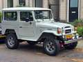 Toyota Land Cruiser BJ40 Grijs - thumbnail 4