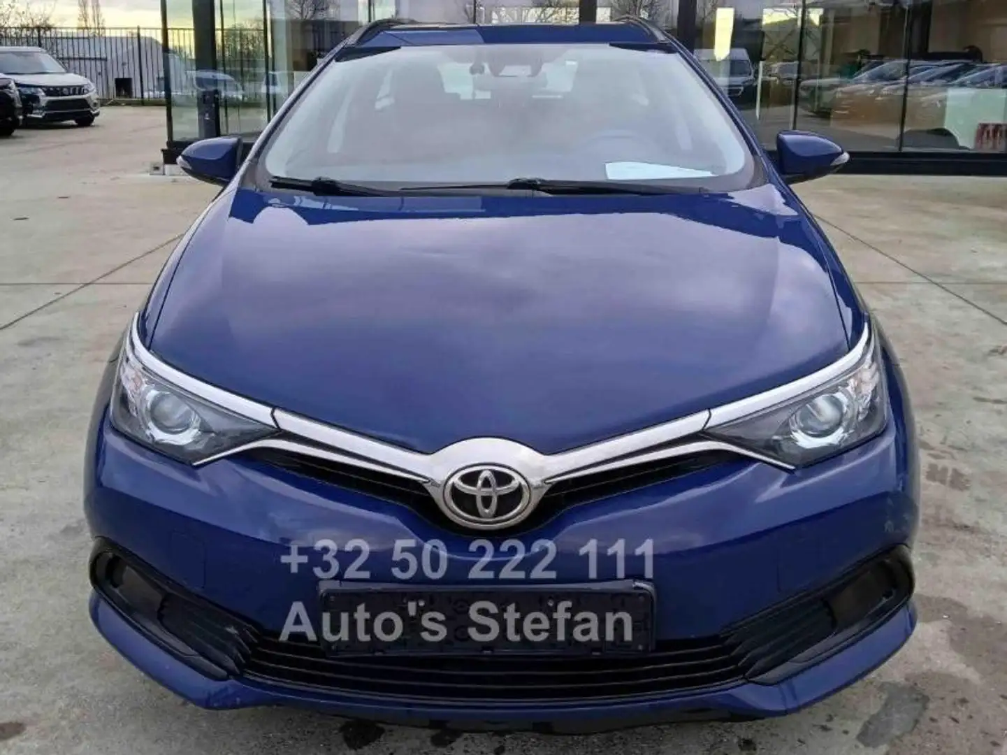 Toyota Auris Auris 1.33 Dual-VVT-i Blau - 2