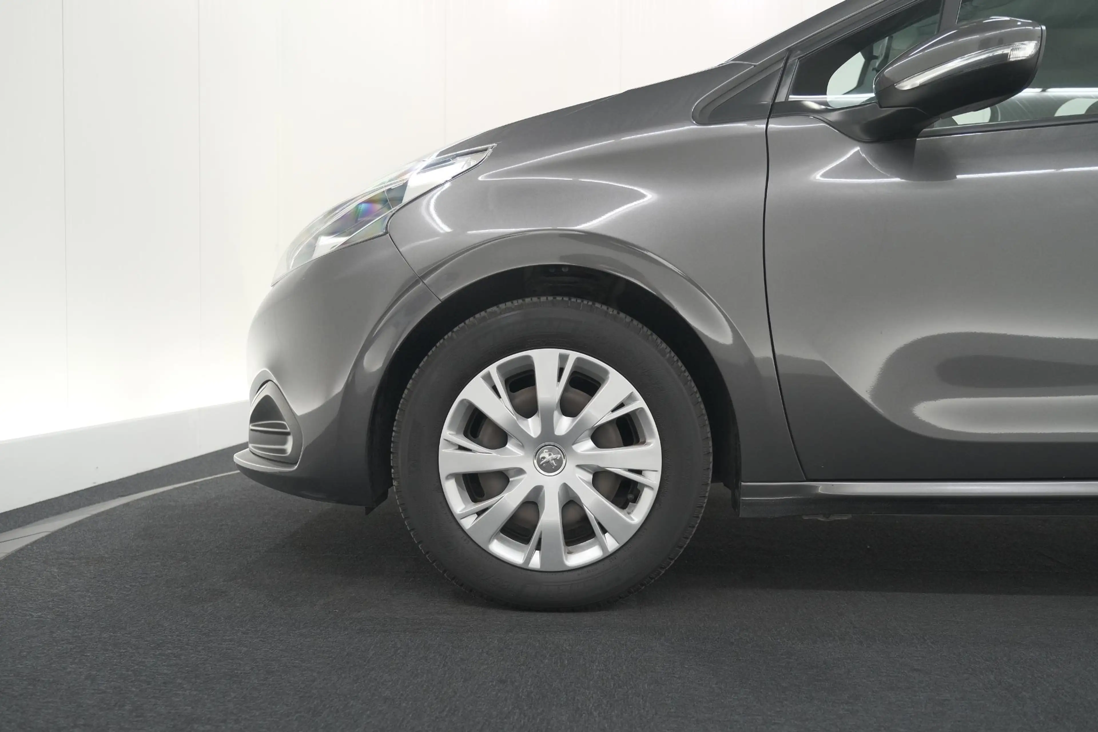 Peugeot 208 PureTech 82 Active | Camera | Apple Carplay | Airc — photo 9