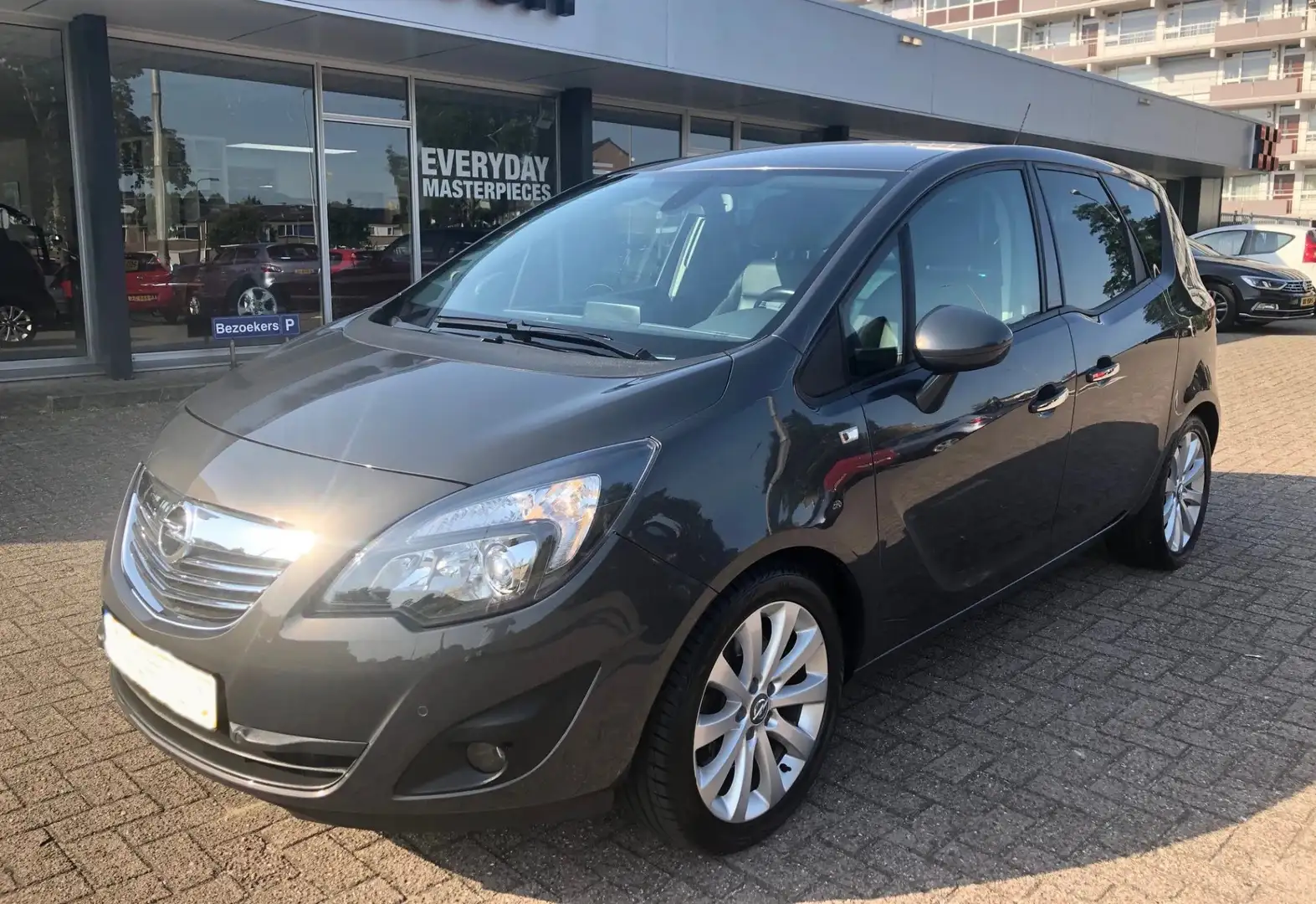 Opel Meriva 1.4 Turbo Cosmo FULL option Grijs - 1