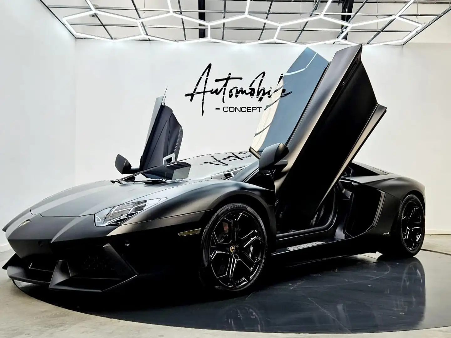 Lamborghini Aventador ⚫️LP700-4⚫️V12⚫️TVA DÉDUCTIBLE⚫️NERO NEMESIS COLOR Schwarz - 1