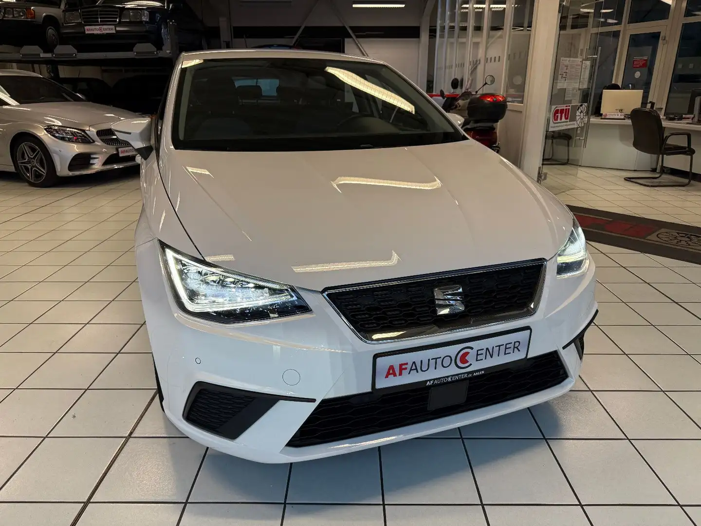 SEAT Ibiza TGI Style *LED*Carplay*Tempomat* Weiß - 2
