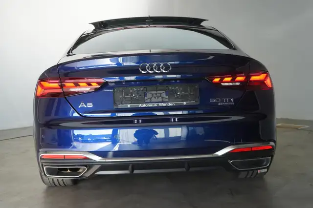 Audi A5 view 6