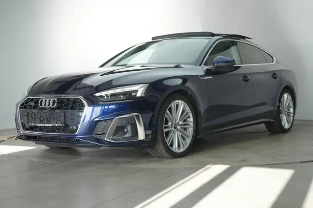 Audi A5 view 3