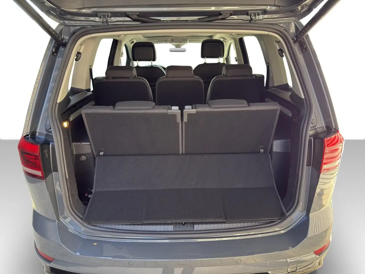Volkswagen Touran 2.0 TDI DSG Highline DCC AHK*STHZG*PANO*LED*NAV... 9