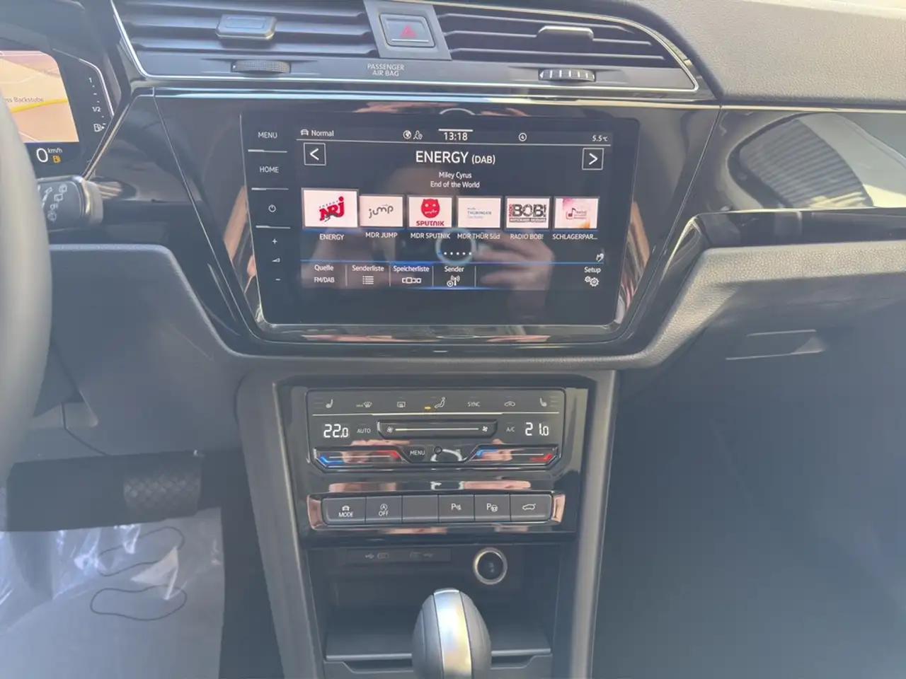 Volkswagen Touran 2.0 TDI DSG Highline DCC AHK*STHZG*PANO*LED*NAV... 14