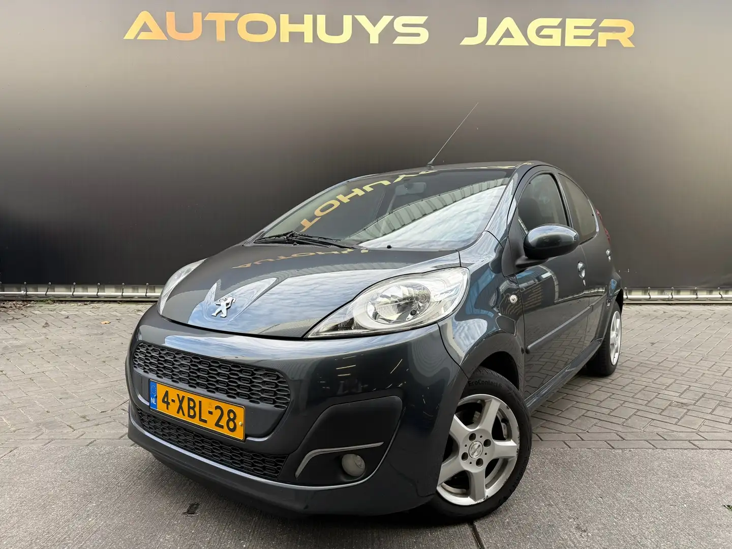 Peugeot 107 1.0 Active | Automaat | Gris - 1