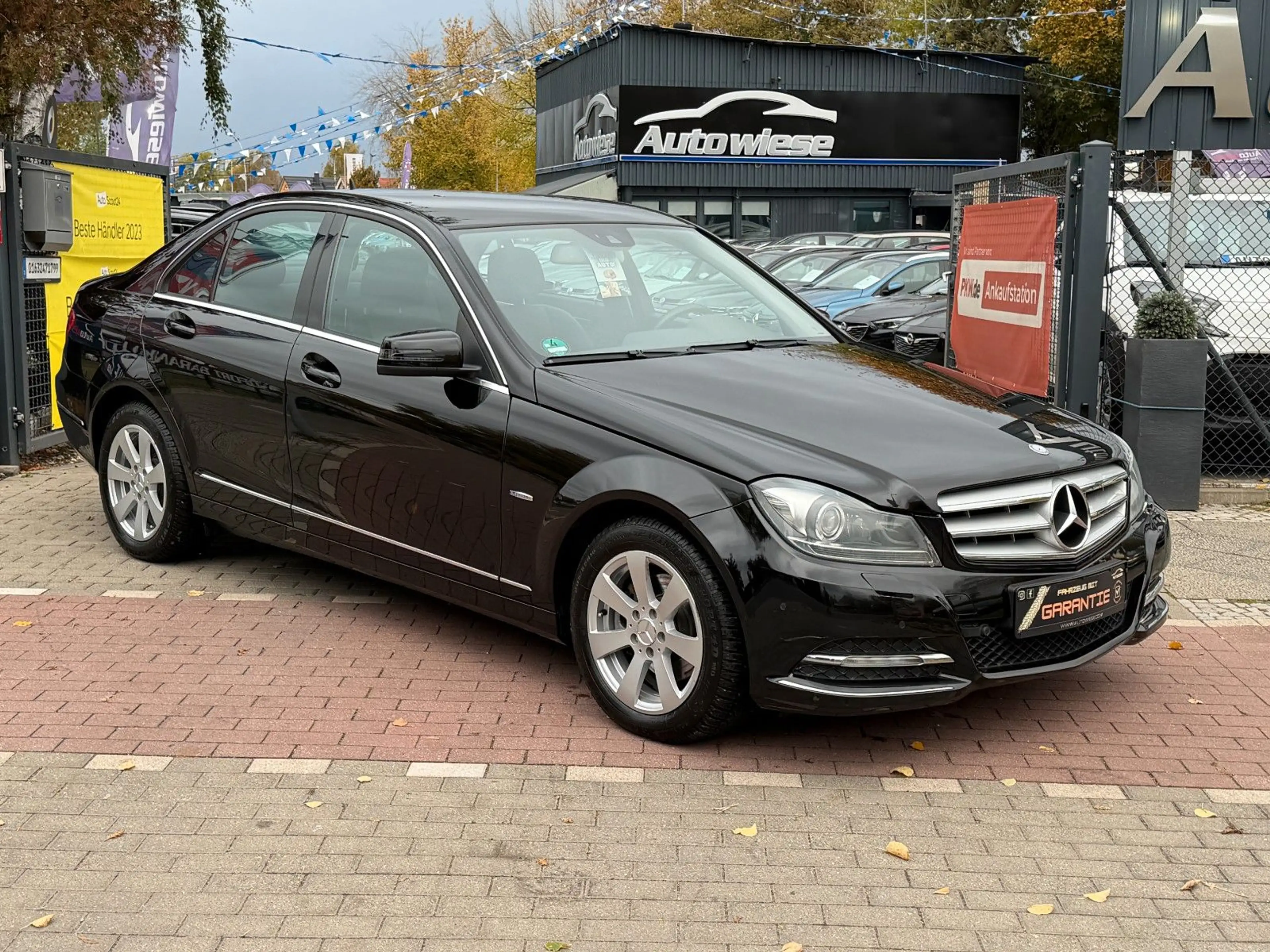 Mercedes-Benz C 220 CDI Avantgarde*Aut.*Leder*Navi*Xenon*