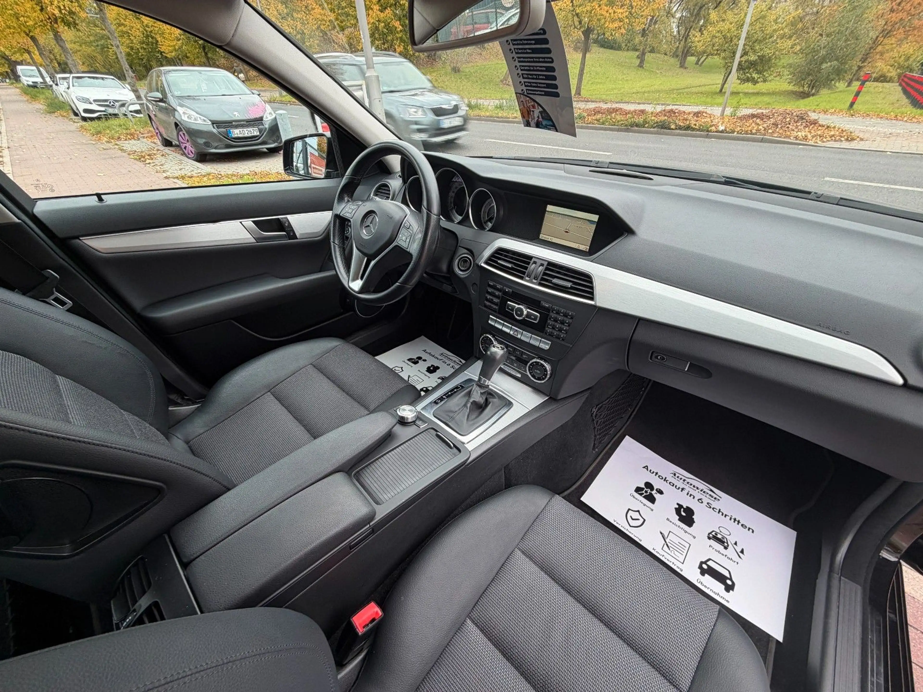 Mercedes-Benz C 220 CDI Avantgarde*Aut.*Leder*Navi*Xenon* — photo 12