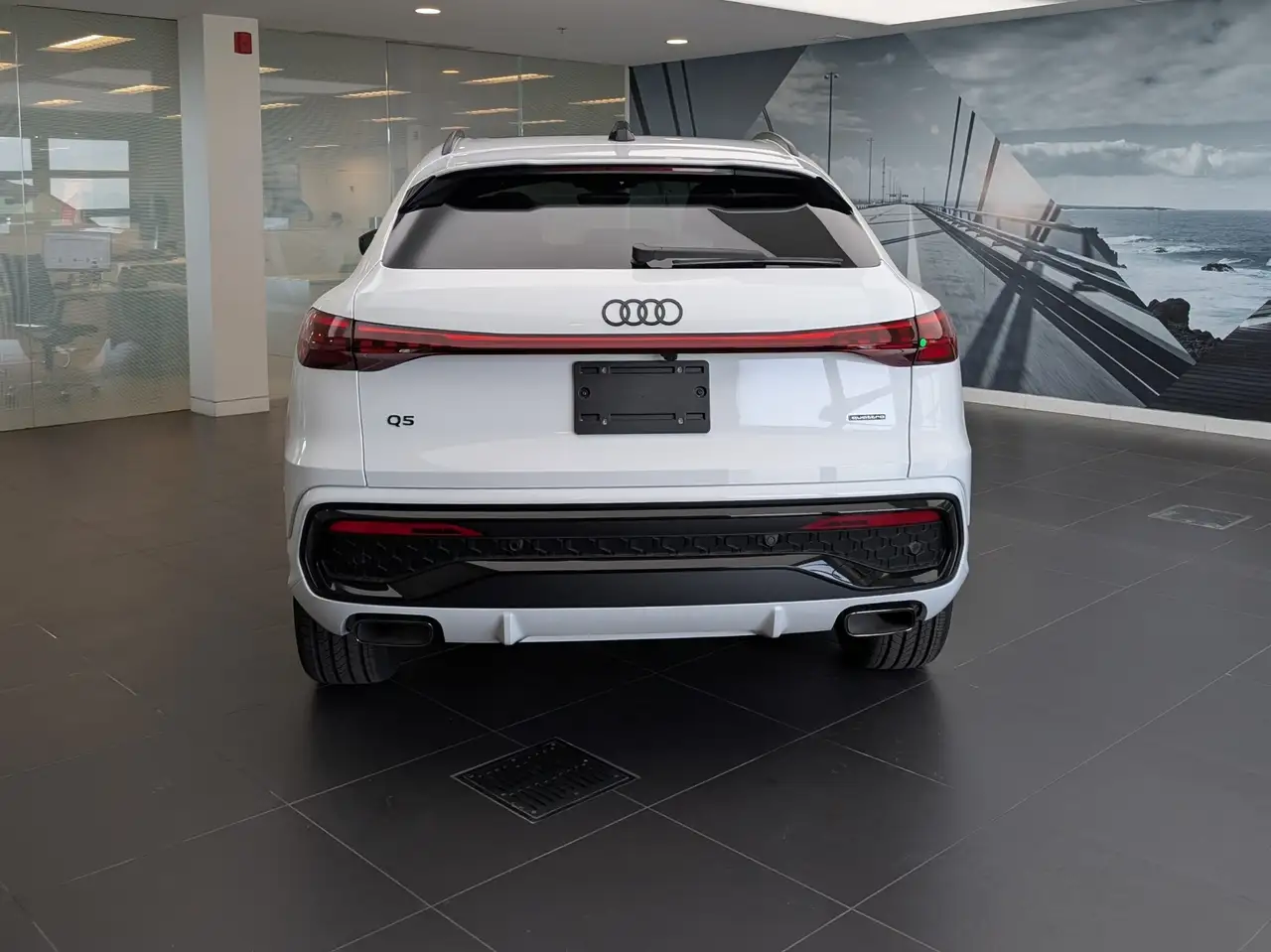 Audi Q5 снимка Audi Q5