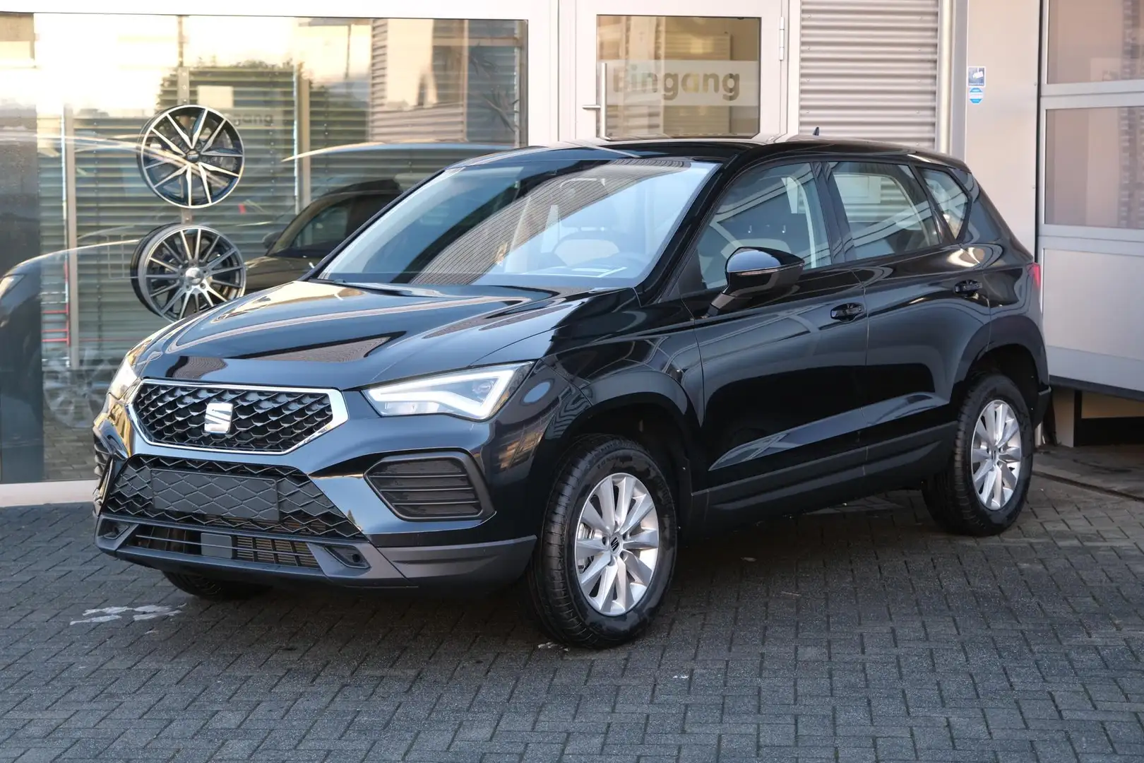 SEAT Ateca 1.0 TSI LED App-Navi PDC Sitzheizung 85 kW (116... Schwarz - 1
