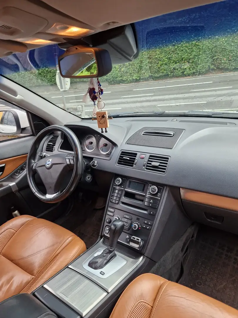 Volvo XC90 D5 Aut. Momentum - 1