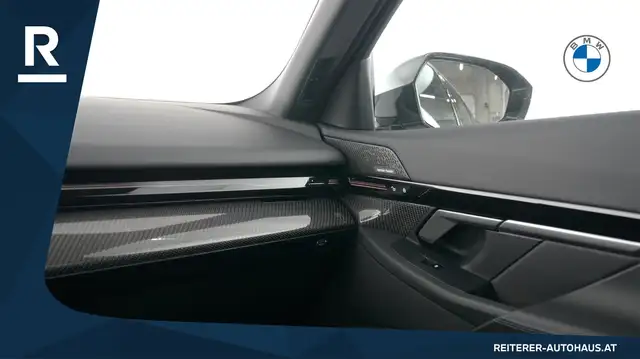 BMW 520 d xDrive *M-Sportpaket Pro *Panoramadach *AHK Ansicht 23