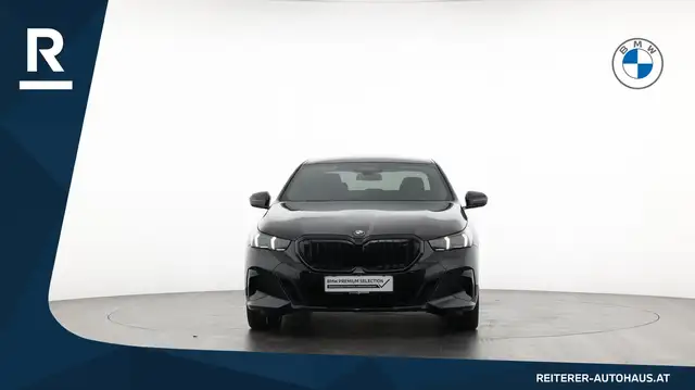 BMW 520 d xDrive *M-Sportpaket Pro *Panoramadach *AHK Ansicht 2
