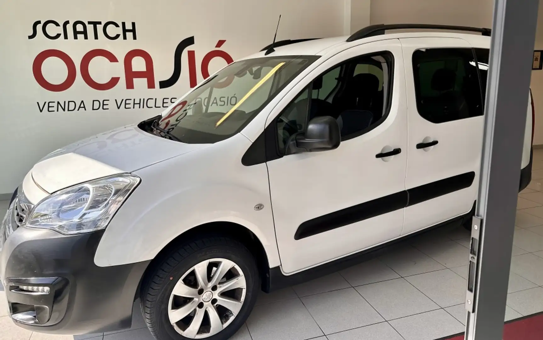 Peugeot PEUGEOT Partner Tepee Familiar  Manual de 5 Puerta Blanco - 1